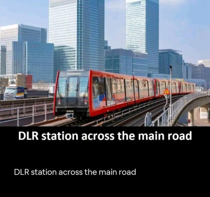 Snuggle Inn - Riverside Apartments - Views Over Looking London River Thames, Close To O2 Arena, London Excel, London City Airport, Thames Clipper- River Boat Service, Woolwich Ferry, Onsite Parking, Twin Room Option Available Экстерьер фото